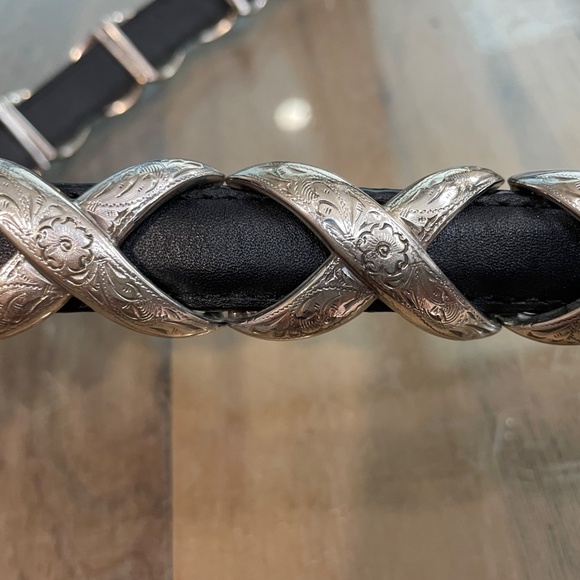 New Western-Style Leather Black Belt with Silvertone Accents main image 5